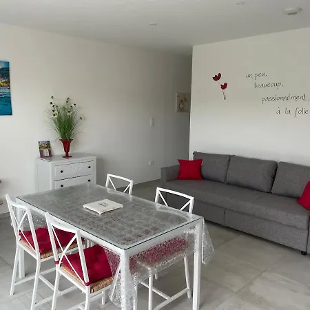 Apartment 48m2 Jardin Et Terrasse La Roche-Blanche (Puy-de-Dome)